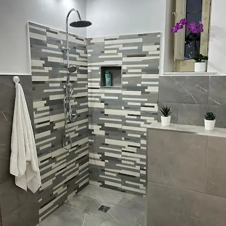 Il Glicine Apartment Torre Archirafi